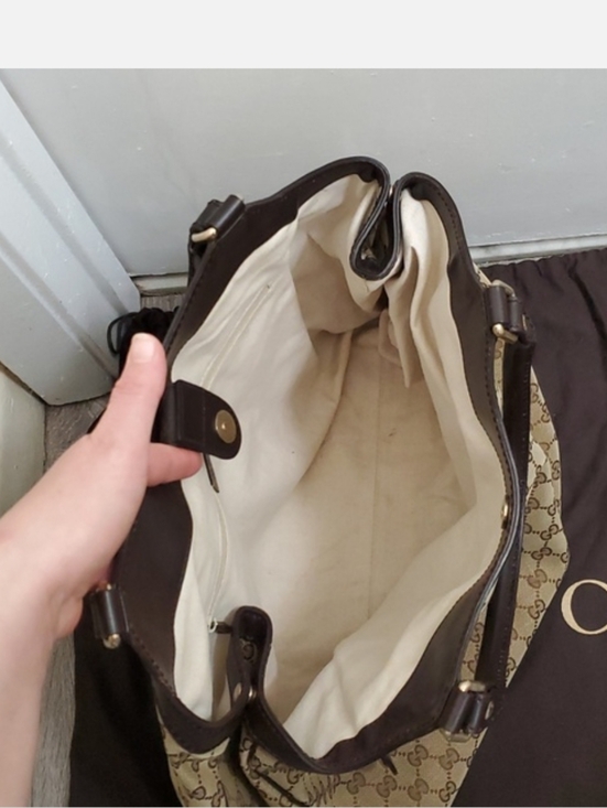 Authentic Gucci Beige GG Canvas Satchel with Brown Leather Trim - Picture 7 of 16